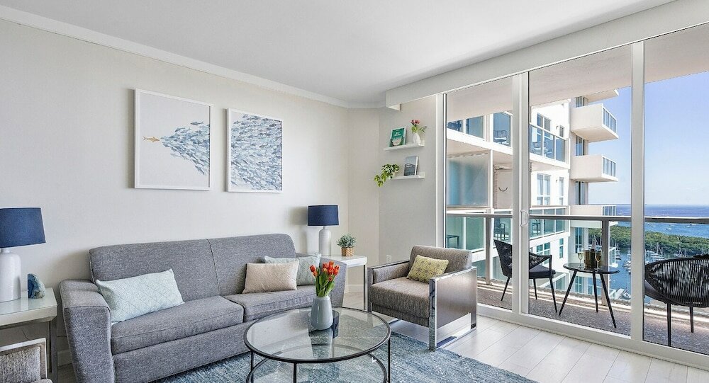 Фото Miami Vacation Rentals - Coconut Grove