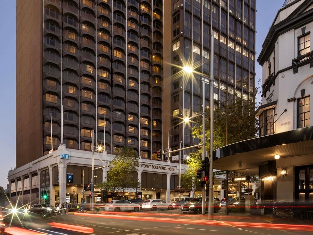 Фото The Sydney Boulevard Hotel