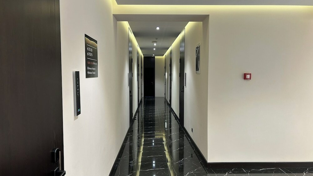 Фото Karim Parkside Hotel