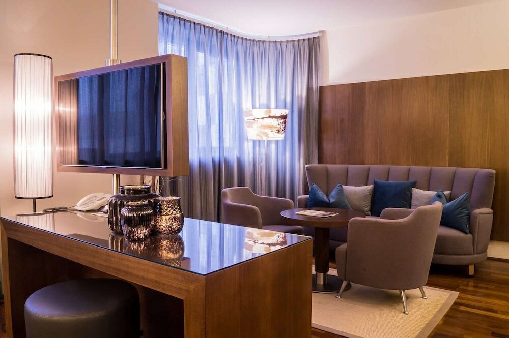 Фото The Penz Hotel