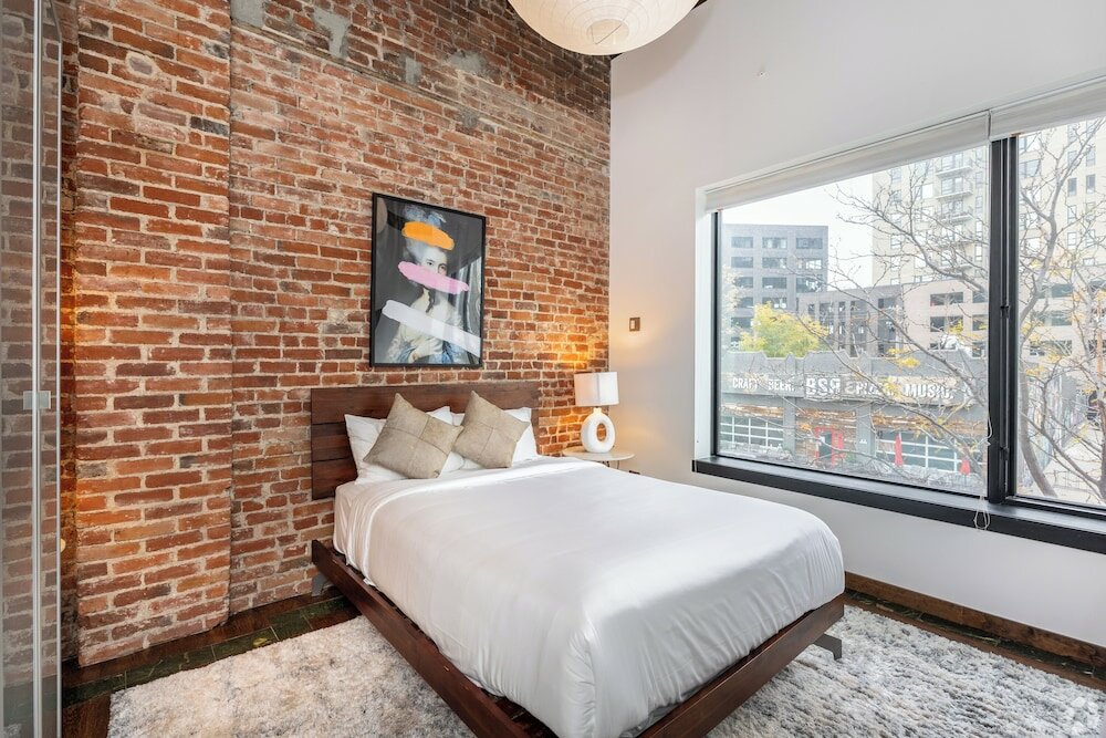 Фото Catbird Hotel