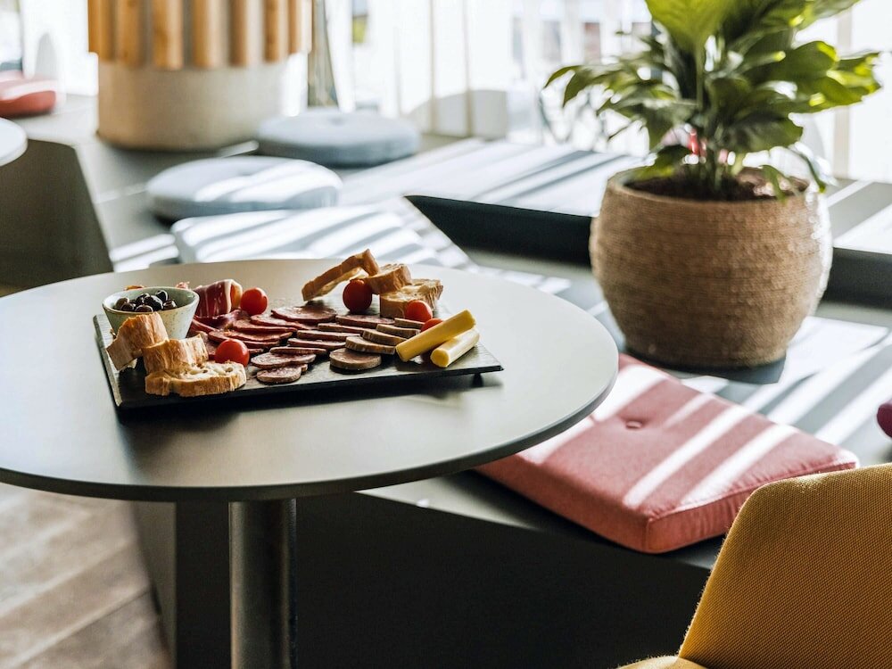 Фото Greet Hotel La Rochelle Centre