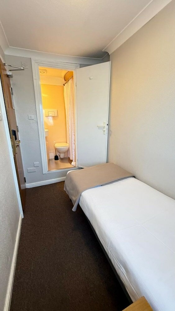Фото Lords Hotel