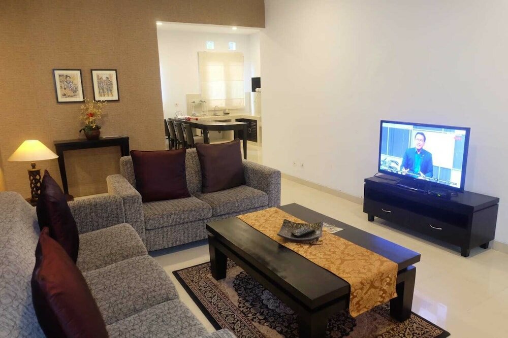 Фото The Radiant Hotel