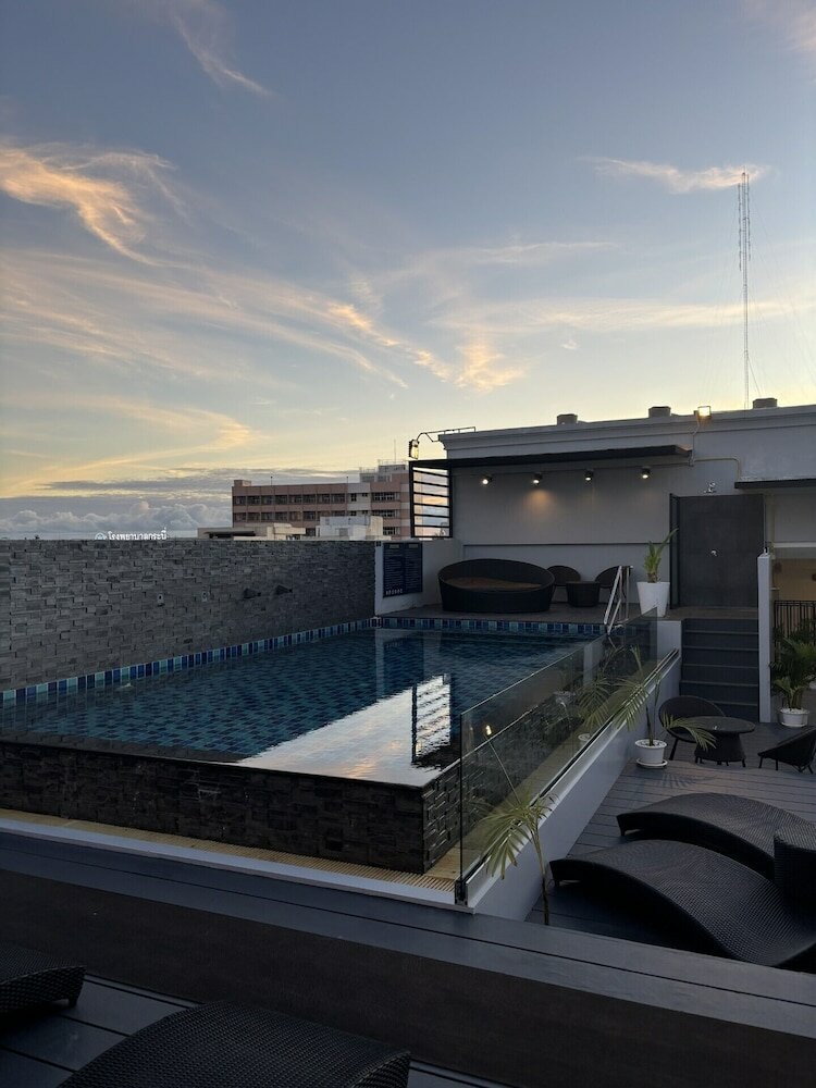 Фото The Seens Hotel
