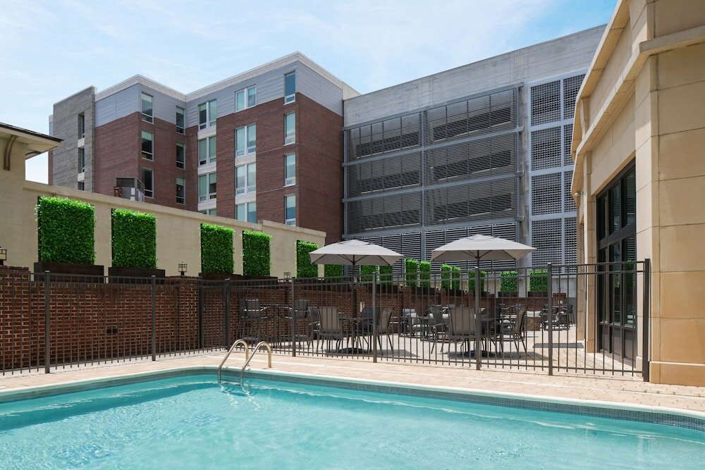 Фото Fairfield Inn & Suites Savannah Downtown/Historic District