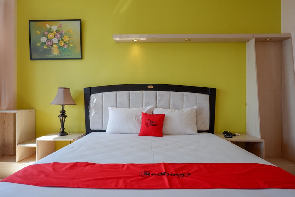 Фото RedDoorz Plus Syariah @ Hotel Boulevard Luwuk