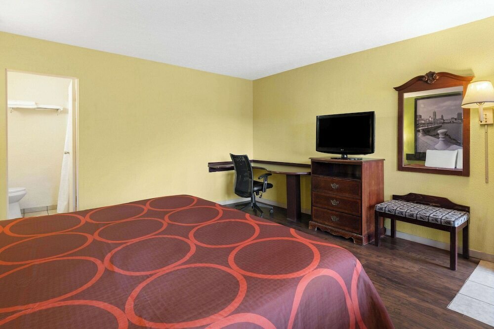 Фото Super 8 by Wyndham Youngstown/Girard