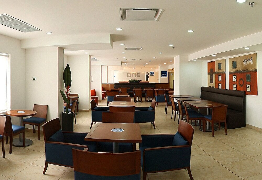 Фото One Guadalajara Centro Historico