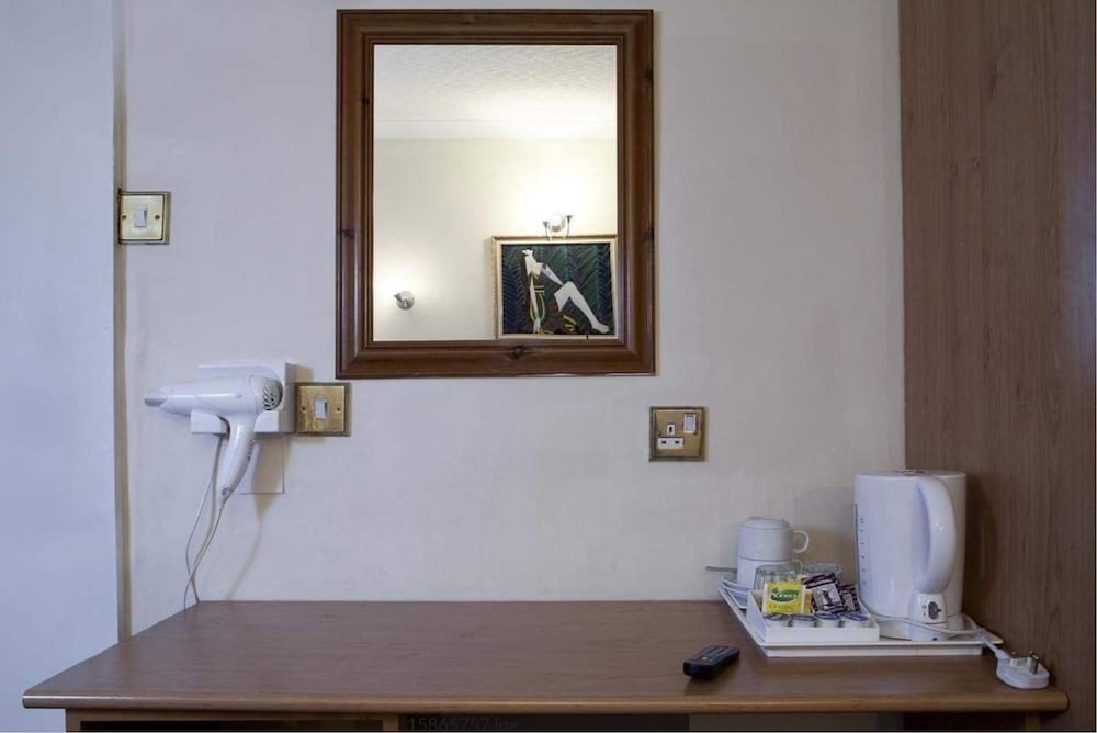 Фото Whiteleaf Hotel