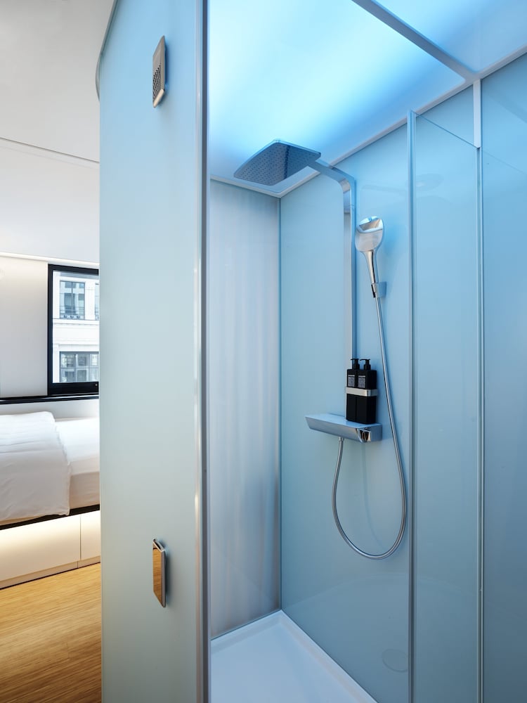 Фото Paris Champs Élysées hotel