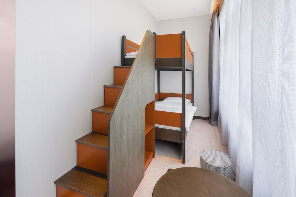 Фото Crowne Plaza Qingdao Jinshui, an Ihg Hotel