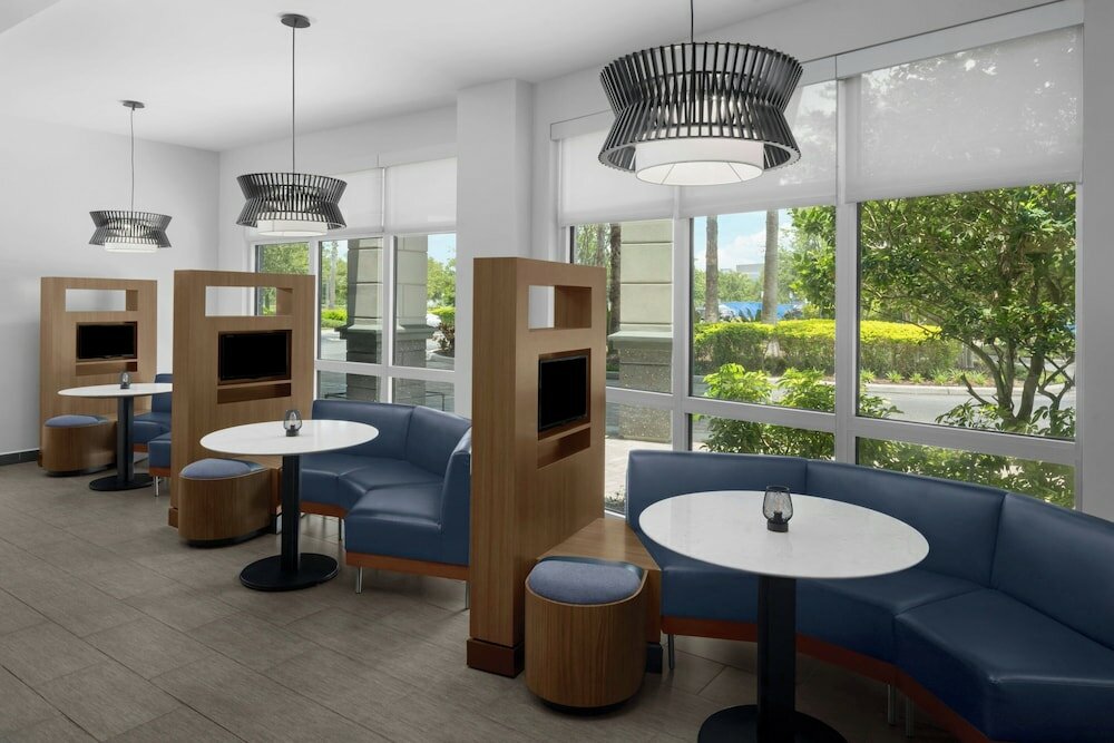 Фото Courtyard by Marriott Orlando South/Grande Lakes Area