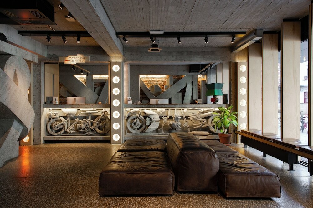 Фото Jam Hotel