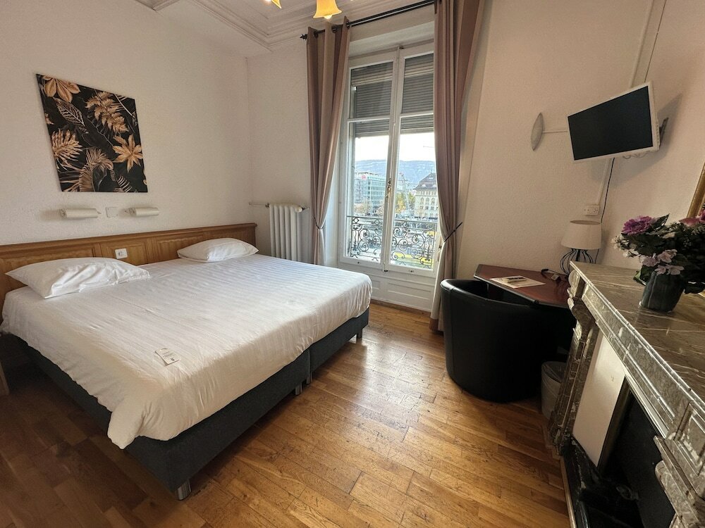 Фото Hotel Des Tourelles