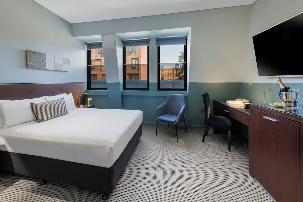 Фото Vulcan Hotel Sydney