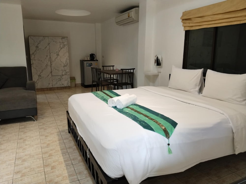 Фото Phratamnak Inn
