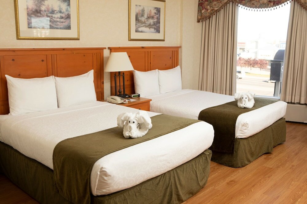 Фото Continental Inn & Suites