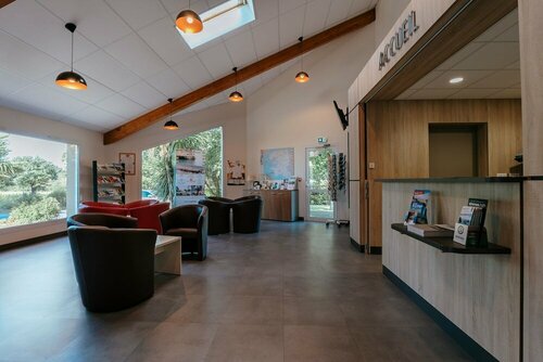 Гостиница Vvf Villages Argol в Шатолене