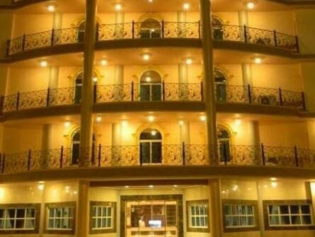 Гостиница Mansour Grand Hotel в Хафаре-эле-Батине