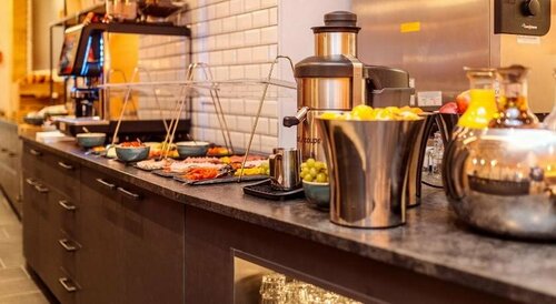 Гостиница Avenida Panorama Suites Kaprun в Капруне