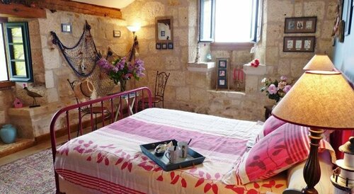 Гостиница L'Echappée Belle в Перигё