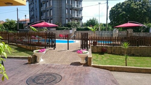 Гостиница Hotel Azcona в Нохе