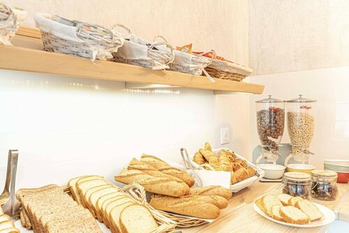 Гостиница Hote Hotel Rouen Cleon в Берне