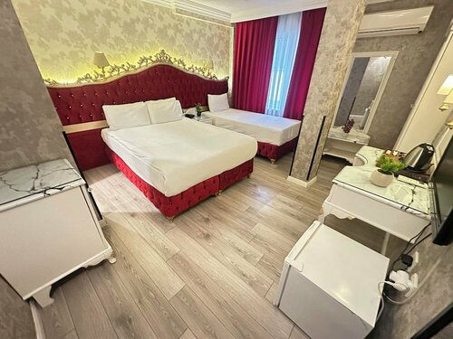 Гостиница Santa Sophia Hotel в Фатихе