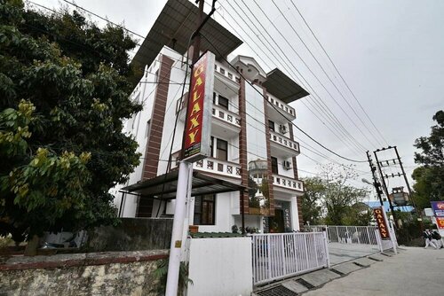 Гостиница Hotel Galaxy в Дехрадуне