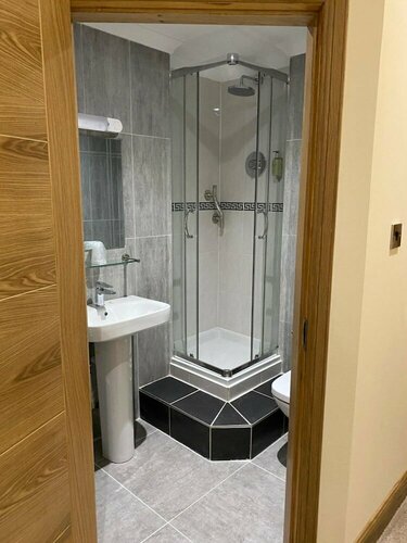 Гостиница The City Hotel в Данфермлине