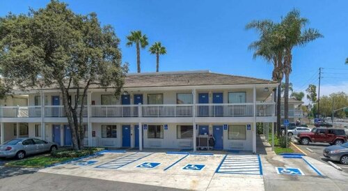 Гостиница Motel 6 Santa Ana, Ca в Санта-Ане