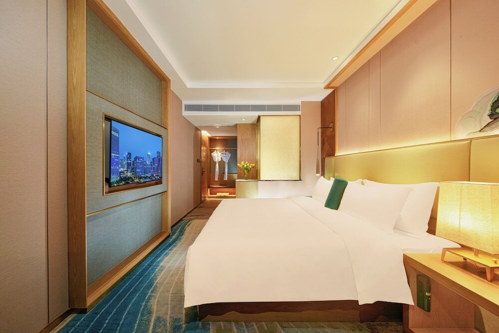 Фото Royce Hotel Shenzhen