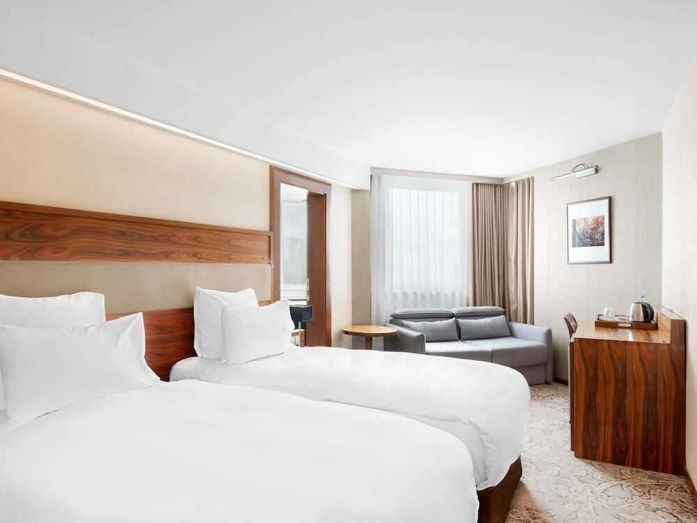 Фото Mövenpick Hotel Sarajevo
