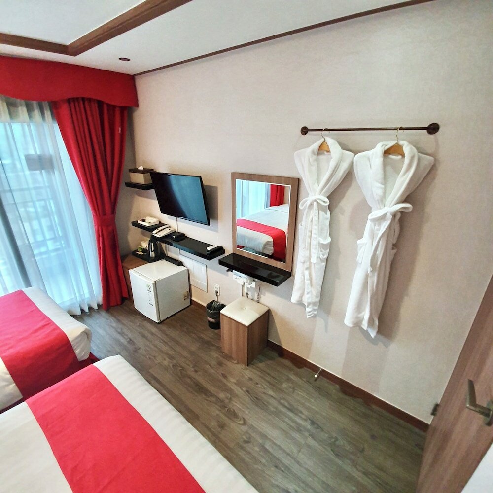 Фото CS Premier Hotel