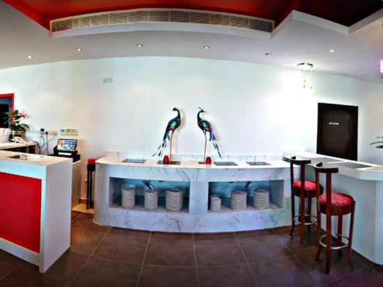 Фото Al Hail Waves Hotel Managed by Centara