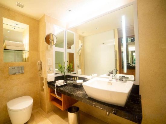 Фото Taj Club House