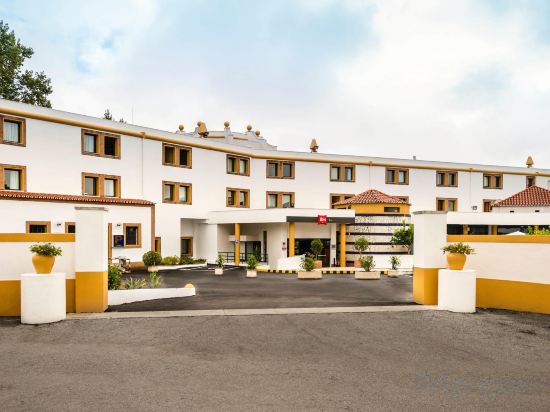 Фото Ibis Evora Hotel