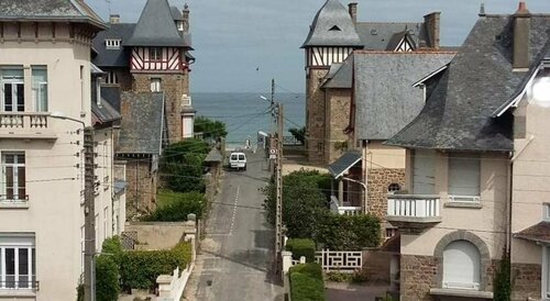 Гостиница Hotel La Cote d'Emeraude в Динане