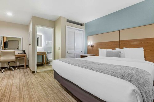 Гостиница Best Western Carlsbad by the Sea в Карлсбаде