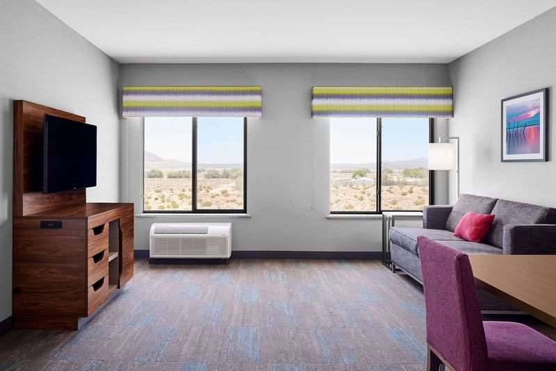 Фото Hampton Inn & Suites Ridgecrest