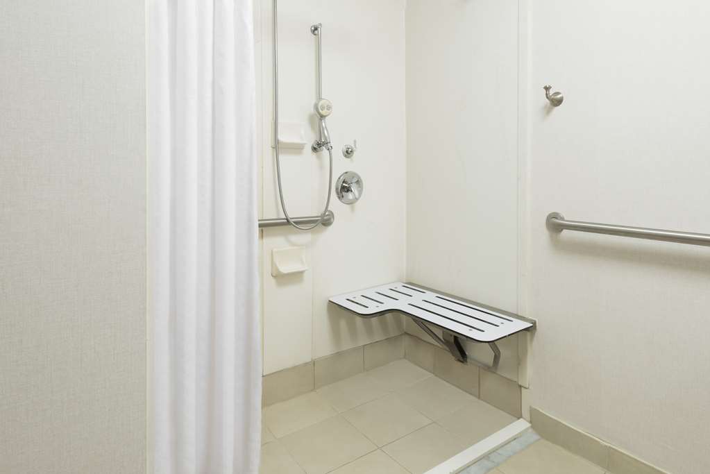 Фото Homewood Suites by Hilton Raleigh/Crabtree Valley
