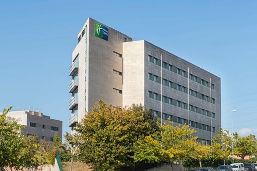 Гостиница Holiday Inn Express Sant Cugat в Сант-Кугате-дель-Вальесе