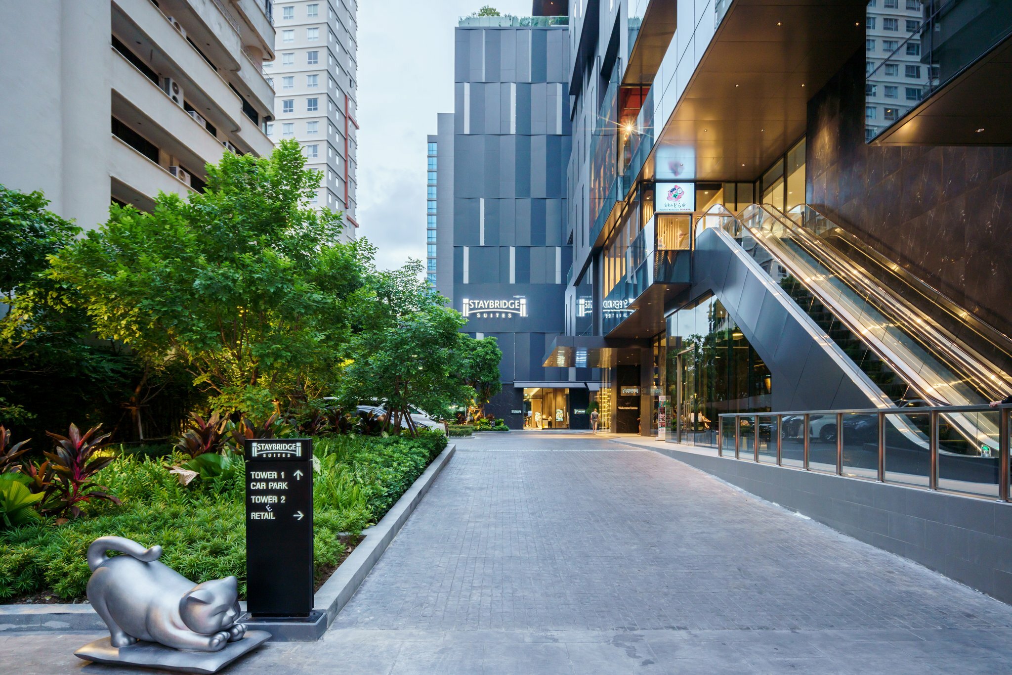 Фото Staybridge Suites Bangkok Sukhumvit
