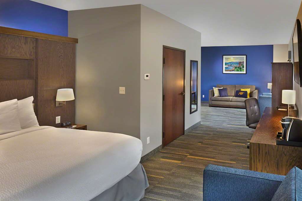 Фото Scholar Morgantown, Tapestry Collection by Hilton
