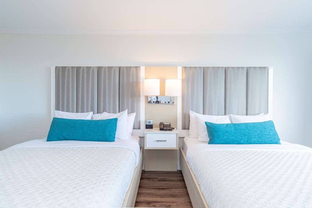 Фото Best Western Plus Dorchester Hotel