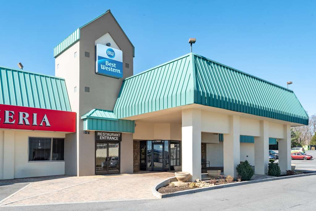 Фото Best Western Newport Inn