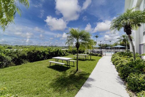 Гостиница Hampton Inn Port Charlotte в Порт-Шарлотте