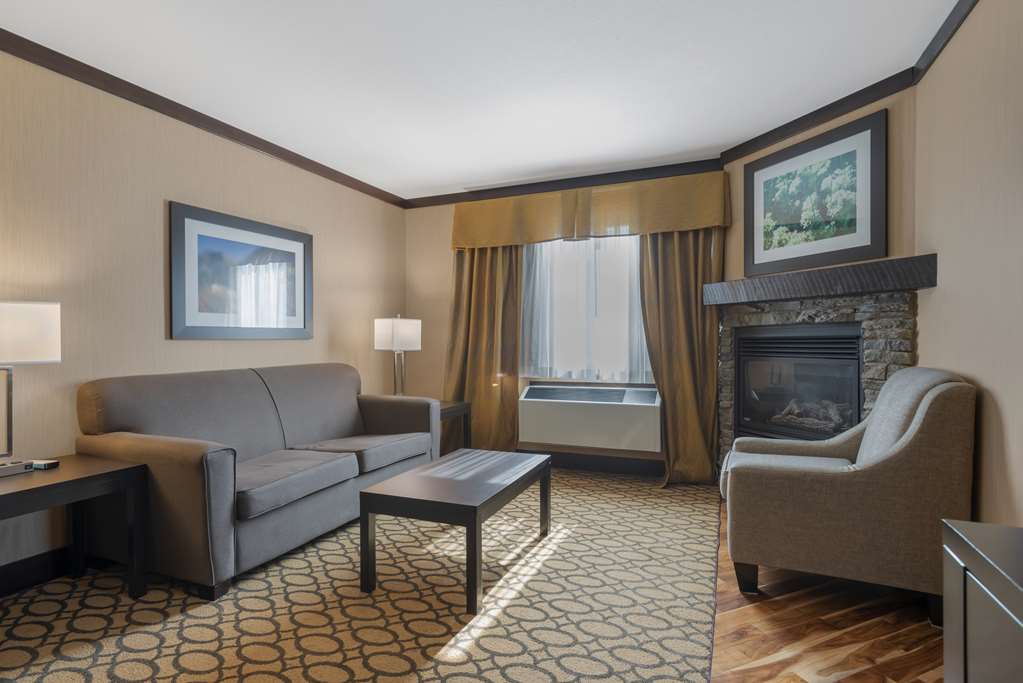 Фото Best Western Plus Fernie Mountain Lodge