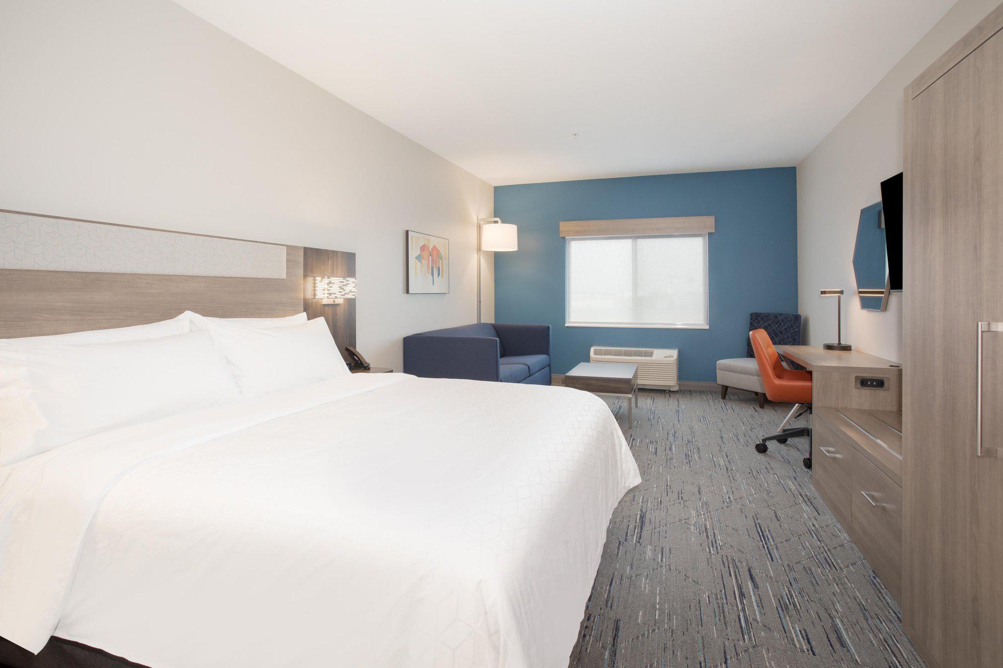 Фото Holiday Inn Express Hotel & Suites Idaho Falls, an Ihg Hotel